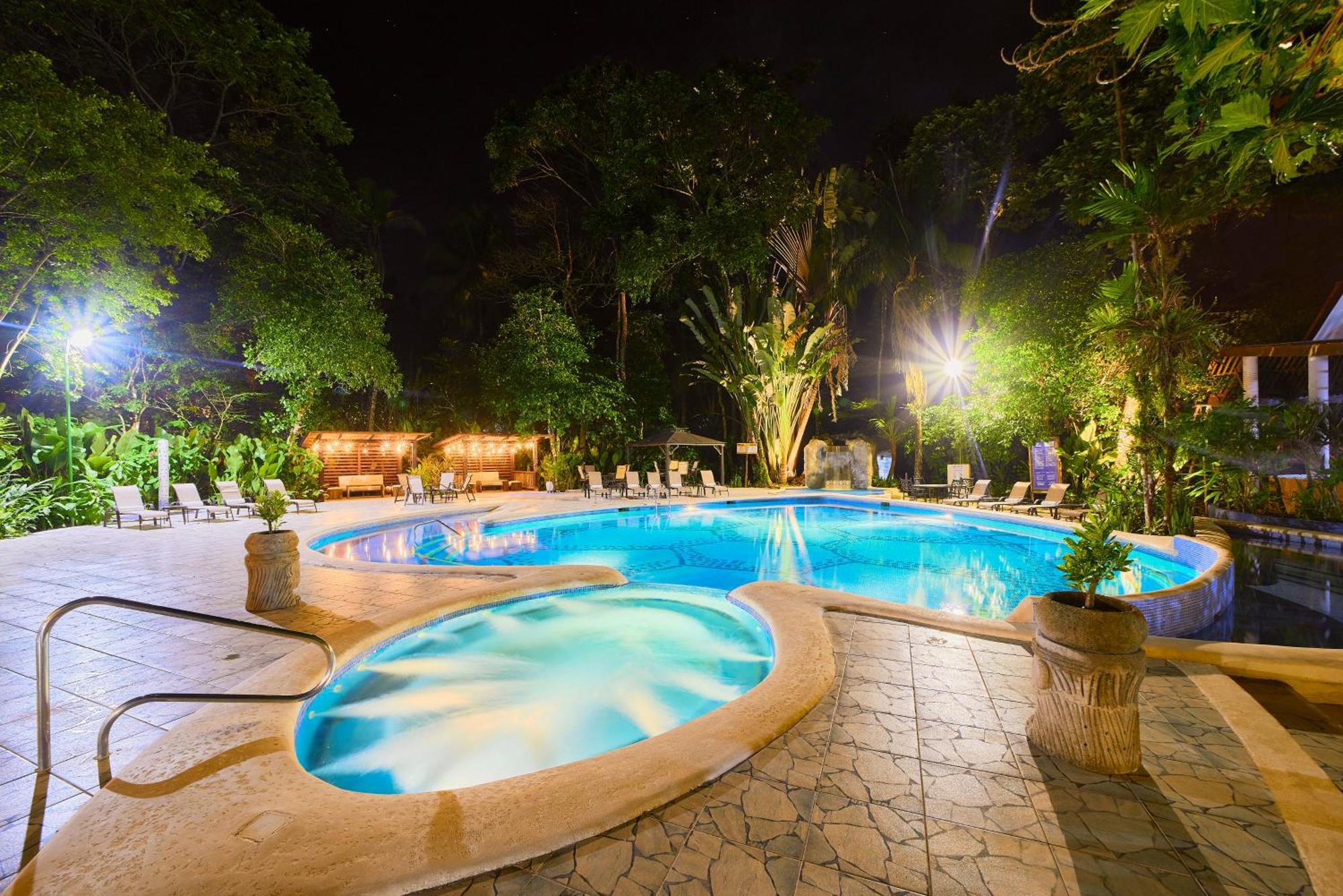 Aninga Lodge Tortuguero Buitenkant foto