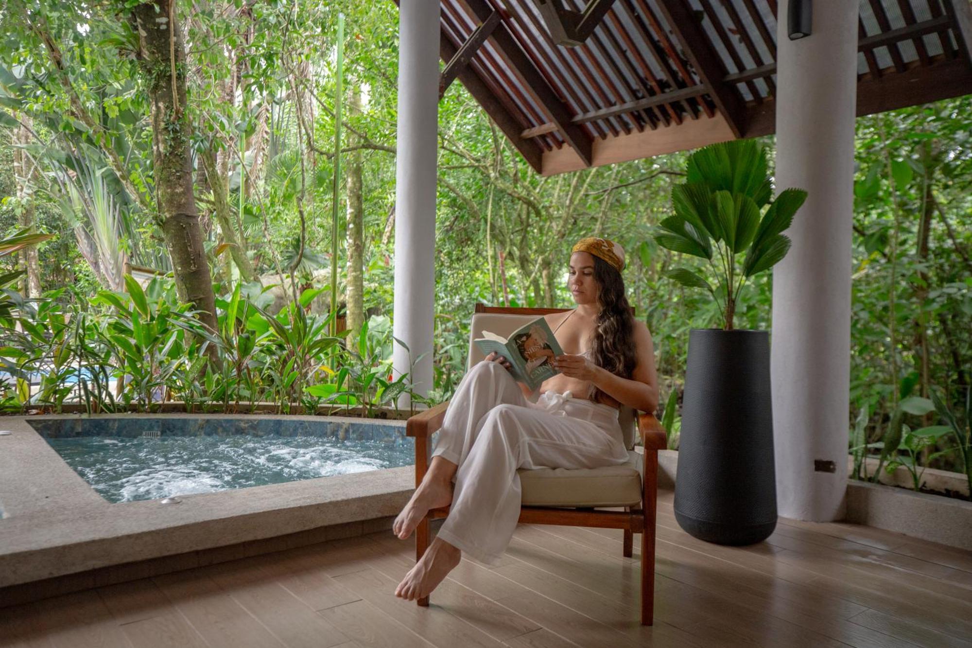 Aninga Lodge Tortuguero Buitenkant foto